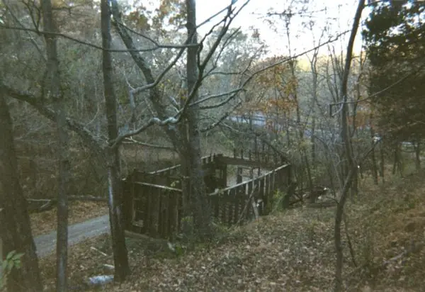 Photos of the Dismantling of the Building in 2001, photo 2 of 9