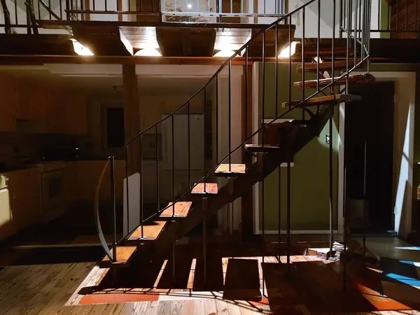 Interior, photo 8 of 32