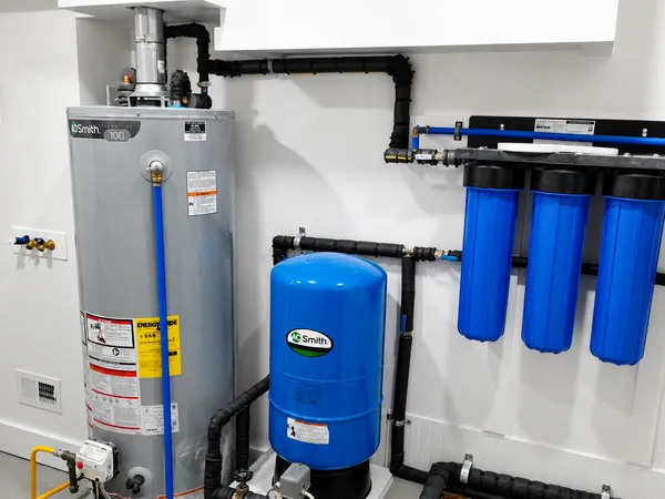 Interior, The gas water heater, pressure tank and three-stage water filter, with insulated lines, photo 27 of 32